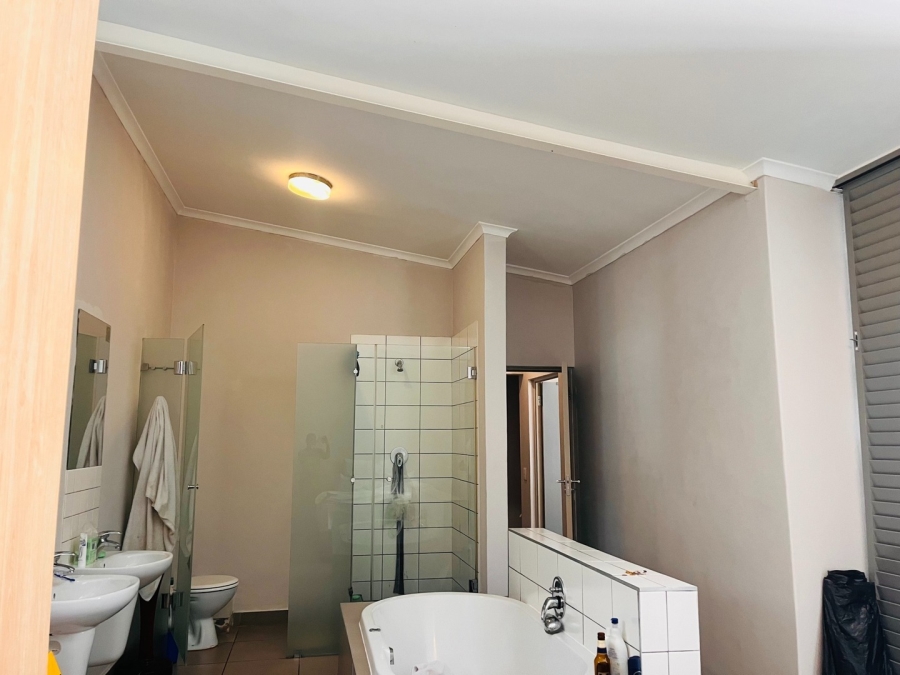 To Let 3 Bedroom Property for Rent in Salt River Western Cape